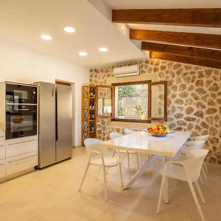 Canero By Sunvillas Mallorca Holiday home *